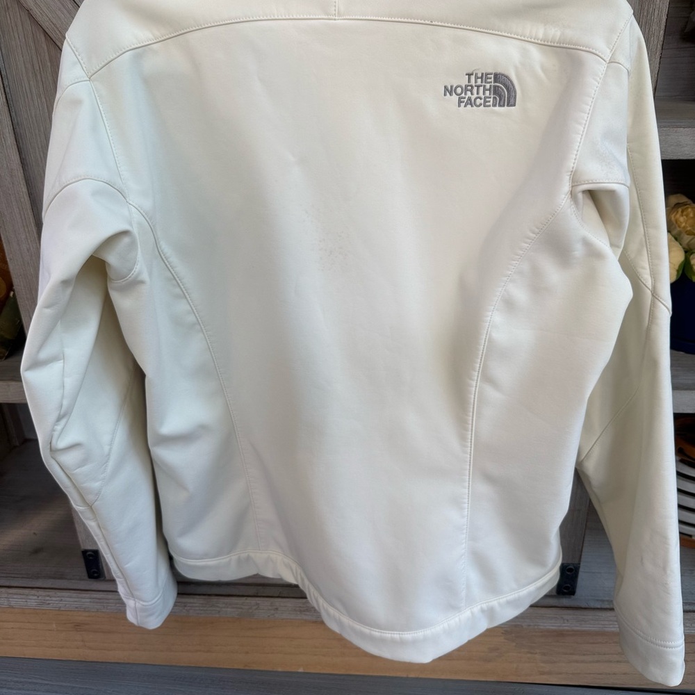 The North Face Women's ivory Medium Apex Bionic jacket - Picture 2 of 7